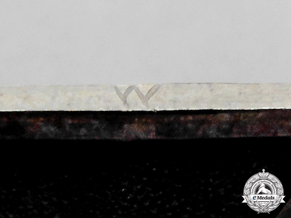 prussia._an_order_of_the_red_eagle,_fourth_class_with_swords_and_crown,_c.1915_m18-1109