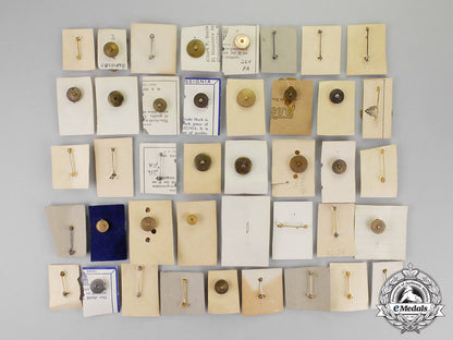 united_states._seventy-_four_badges,_ribbon_bars,_charms,_buttons_m18-1277