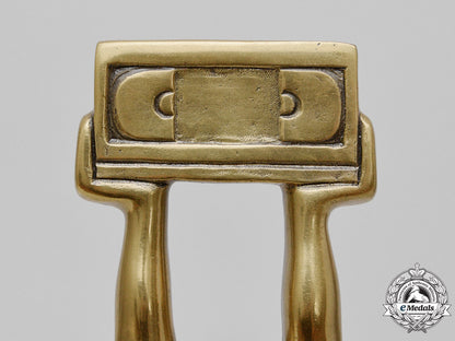 germany,_republic._a_deutscher_videopreis_lifetime_achievement_award_to_actor_christopher_lee_m18-1409