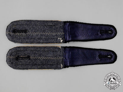 germany,_luftwaffe._a_pair_of_panzer_division“_hermann_göring”_nco_shoulder_straps_m18-1469-copy-_1_