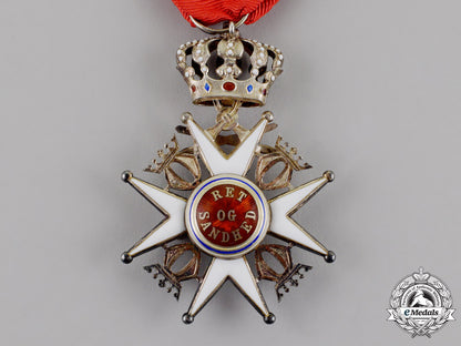 norway,_kingdom._an_order_of_st._olaf,2_nd_class_knight's_cross,_c.1960_m18-1577