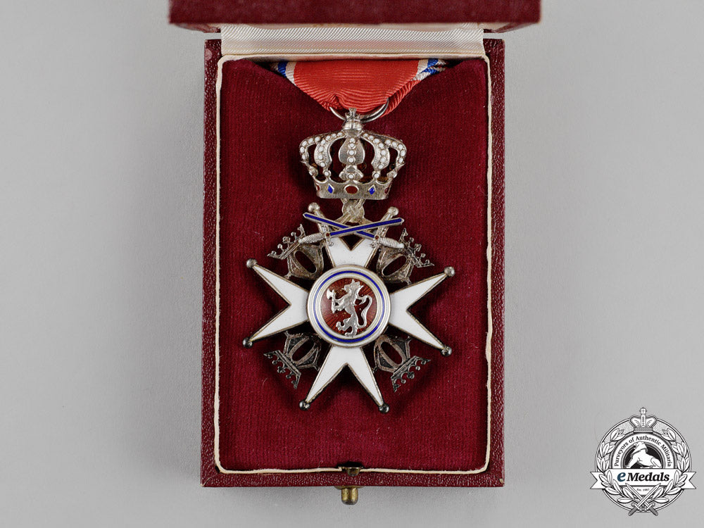 norway,_kingdom._an_order_of_st._olaf,2_nd_class_knight's_cross,_c.1960_m18-1580