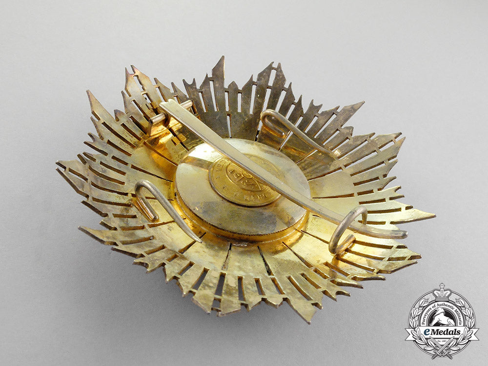 spain,_kingdom._a_star_of_honour_for_military_judges,_gold_grade_c.1930_m18-1723