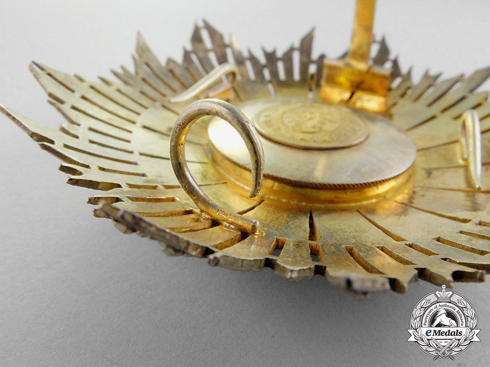 spain,_kingdom._a_star_of_honour_for_military_judges,_gold_grade_c.1930_m18-1724