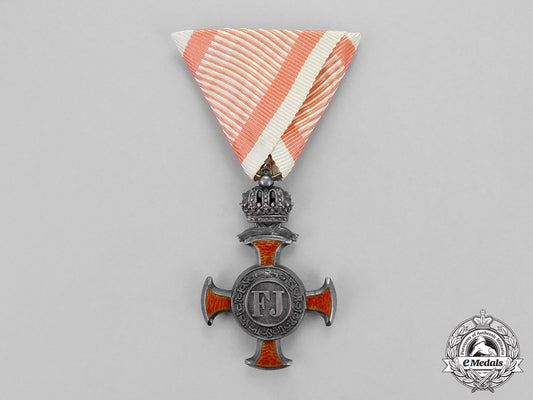 austria,_imperial._a_silver_merit_cross_with_crown,_by_f._braun_of_vienna,_c.1917_m18-1750