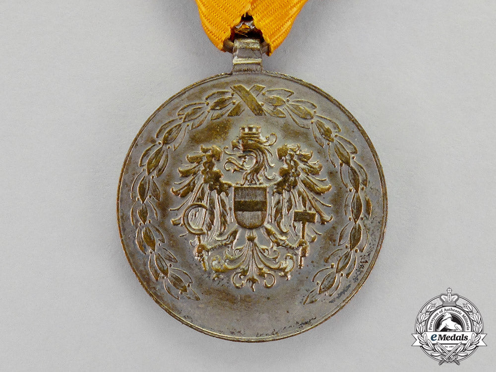 austria,_first_republic._three_austrian_fire_service_long_service_medals_m18-1763