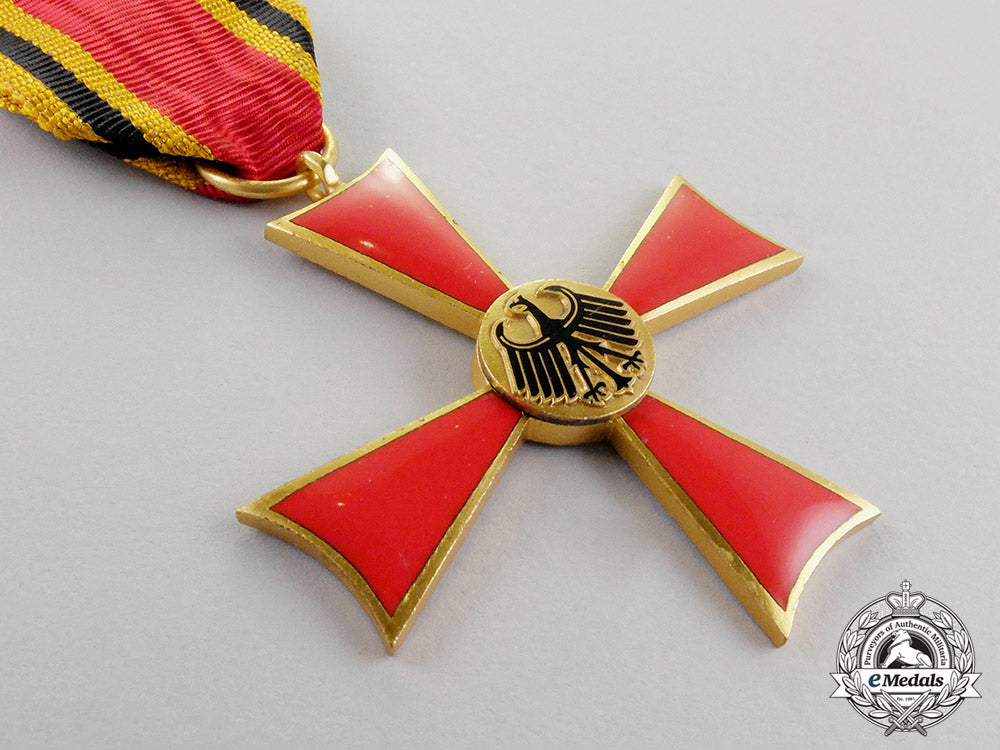 germany,_republic._a_set_of_merit_orders_of_the_federal_republic_m18-2092