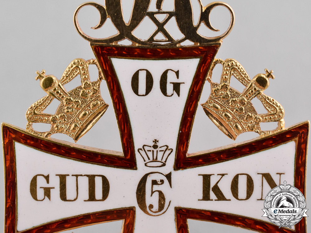 denmark,_kingdom._an_order_of_dannebrog_in_gold,1_st_class_grand_cross,_by_a.michelsen,_c.1912_m18-2288_1