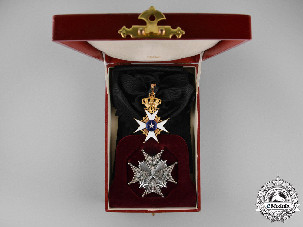 sweden,_kingdom._an_order_of_the_north_star,1_st_class_grand_cross,_by_c.f._carlman,_c.1913_m18-2312_1
