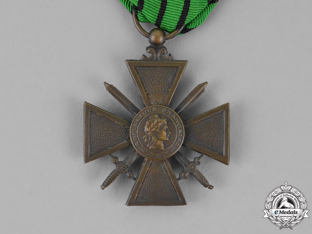 france,_vichy_government._a_croix_de_guerre,1939-1940_m18-2332