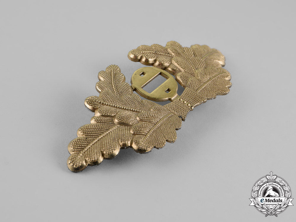 germany._a_nsdap_political_visor_cap_wreath_insignia_m18-2472_1_1