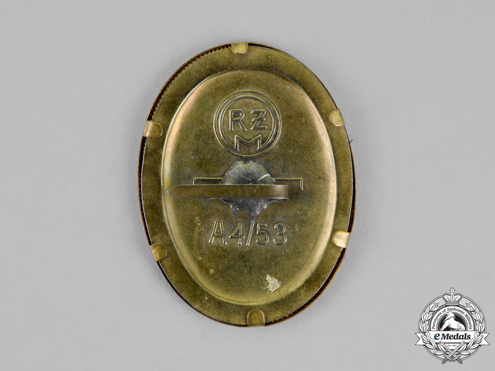 germany._two_third_reich_period_insignia_m18-2588