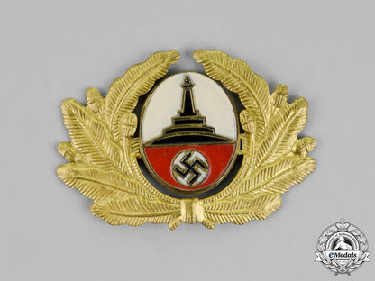 germany._two_third_reich_period_insignia_m18-2590