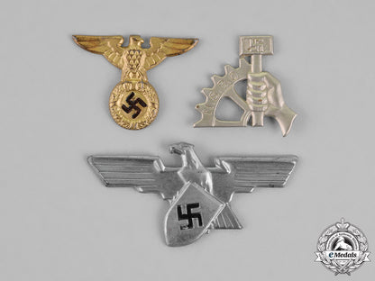 germany._three_third_reich_period_insignia_m18-2596