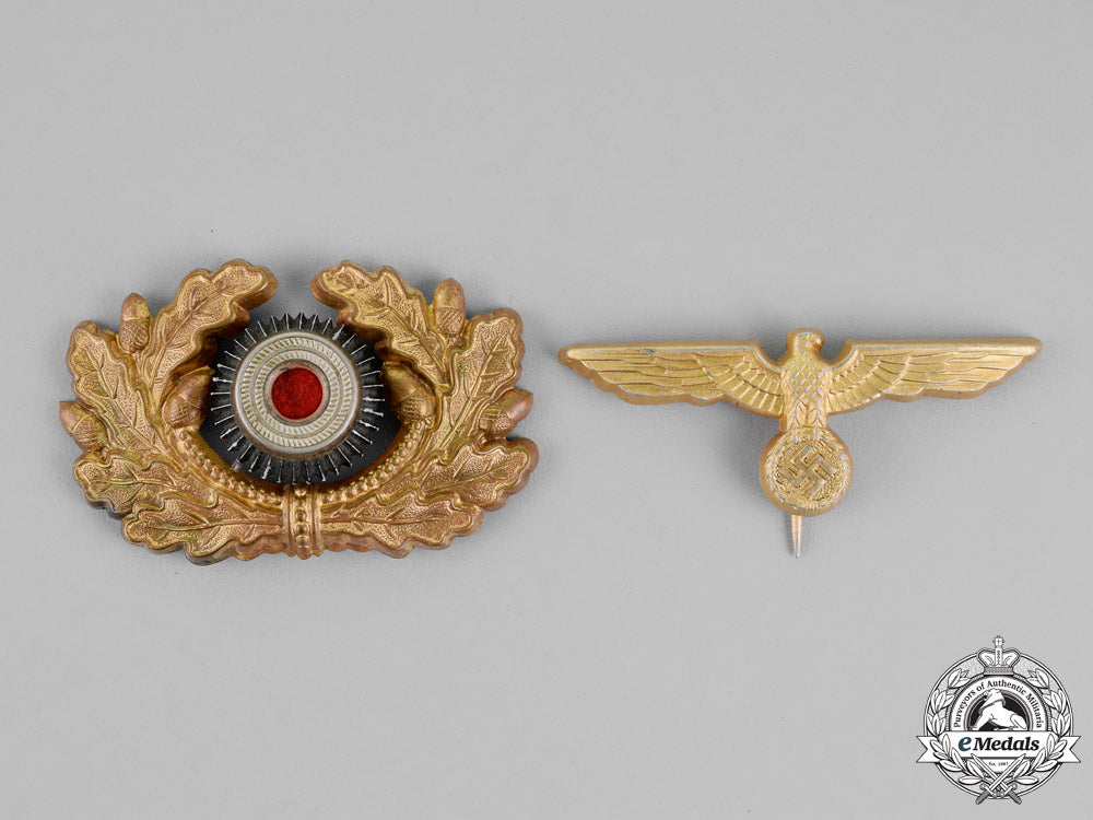 germany._a_set_of_kriegsmarine"_donald_duck"_visor_insignia_m18-2620