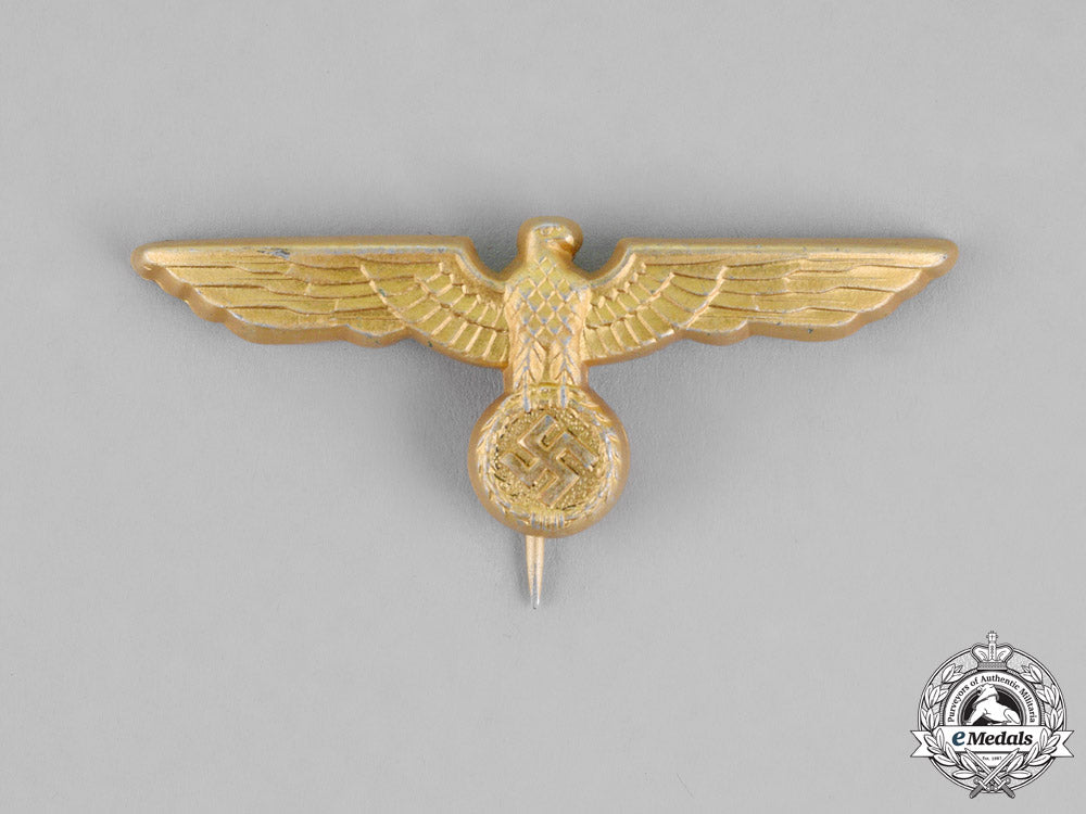 germany._a_set_of_kriegsmarine"_donald_duck"_visor_insignia_m18-2625