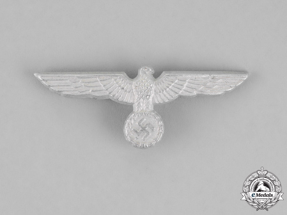 germany._a_complete_set_of_wehrmacht_heer(_army)_nco_visor_cap_insignia_m18-2638