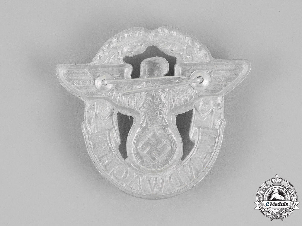 germany._a_landwacht(_rural_police)_auxiliary_cap_badge_m18-2655_1_1