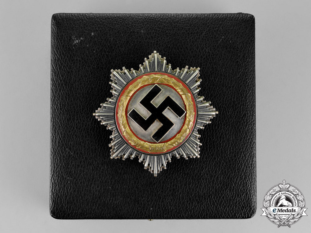 germany._a_german_cross,_gold_grade,_heavy_version,_by_c._e._juncker_of_berlin_m18-2786