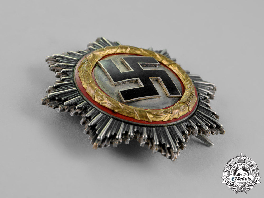 germany._a_german_cross,_gold_grade,_heavy_version,_by_c._e._juncker_of_berlin_m18-2789