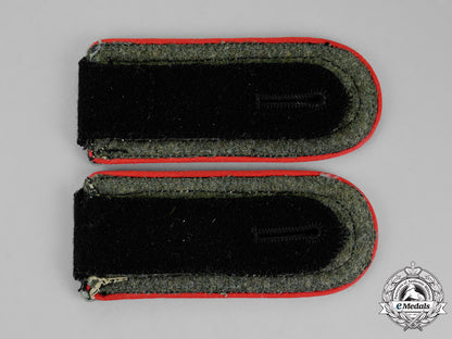 germany._a_pair_of_waffen-_ss_artillery_scharführer's_shoulder_straps_m18-2828