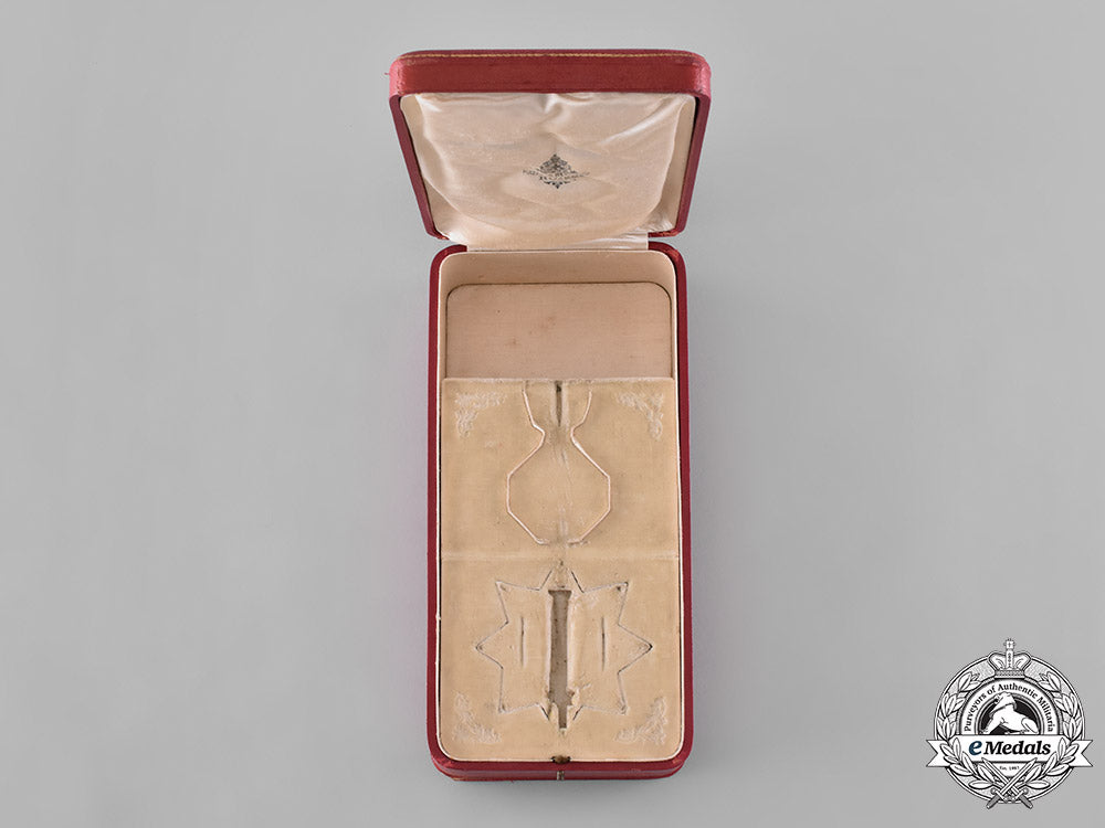 vatican._an_order_of_st._gregory_the_great,_commander's_case,_by_tanfani_and_bertarelli_m181_0002_1