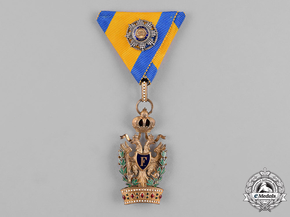 austria,_empire._an_order_of_the_iron_crown,_third_class_with_grand_cross_small_decoration,_c.1916_m181_1064