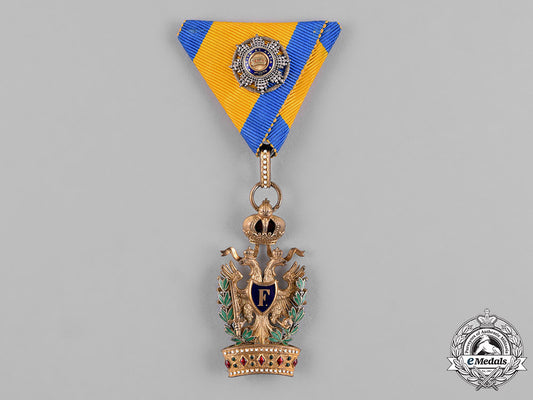austria,_empire._an_order_of_the_iron_crown,_third_class_with_grand_cross_small_decoration,_c.1916_m181_1064