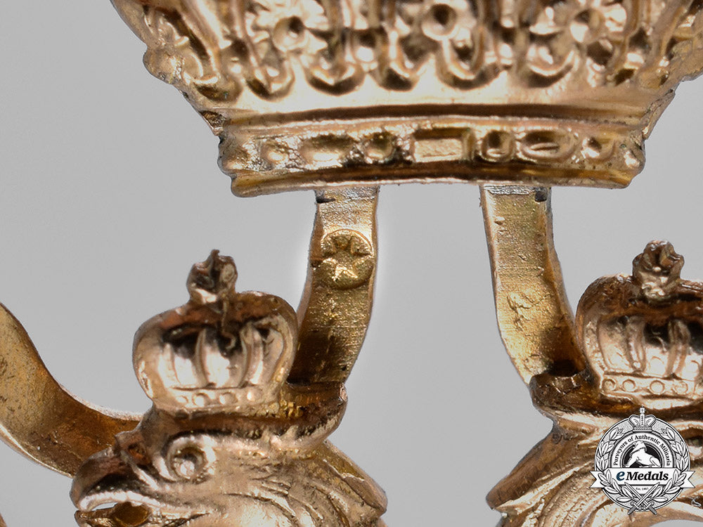 austria,_empire._an_order_of_the_iron_crown,_third_class_with_grand_cross_small_decoration,_c.1916_m181_1069