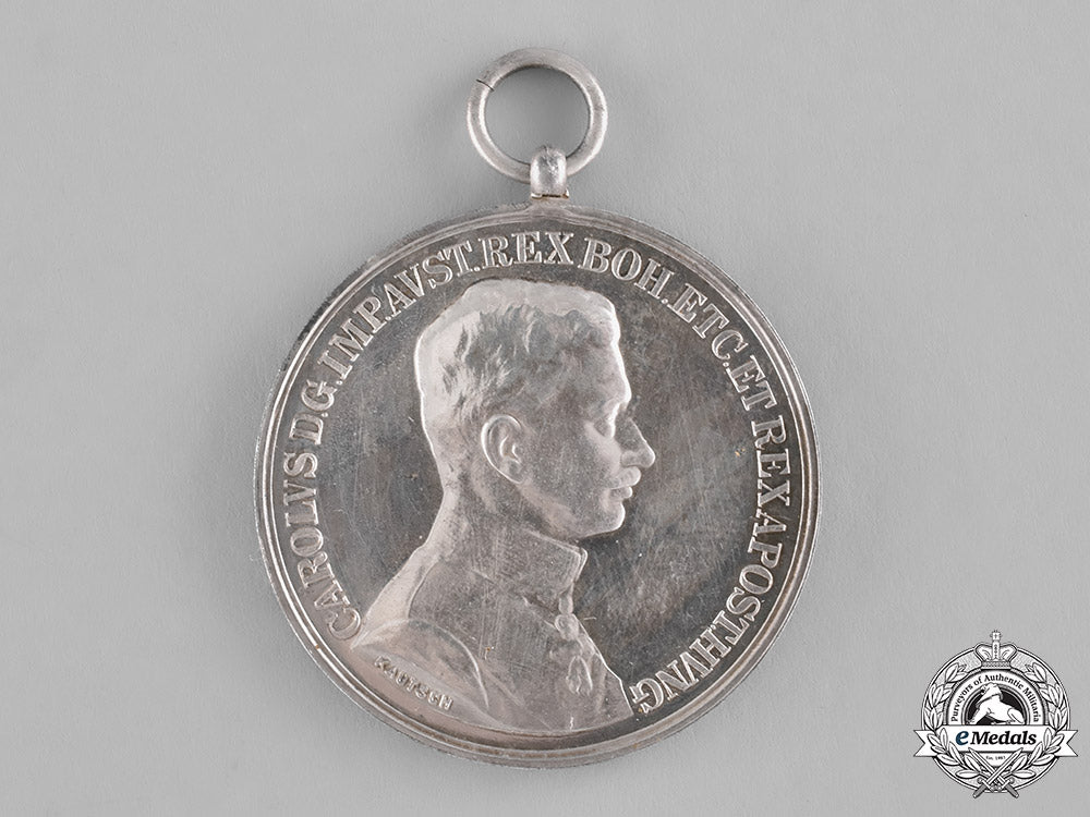 austria,_empire._a_silver_bravery_medal,_first_class,_fourth_award,_c.1918_m181_1412