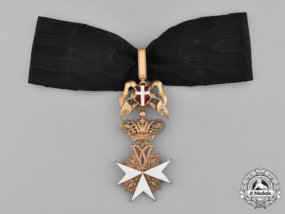 austria,_empire._an_order_of_the_knights_of_malta,_donat_cross_neck_badge_m181_1415
