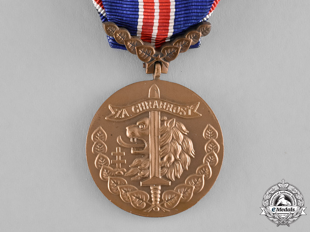 czechoslovakia,_republic._three_medals&_awards_m181_1595
