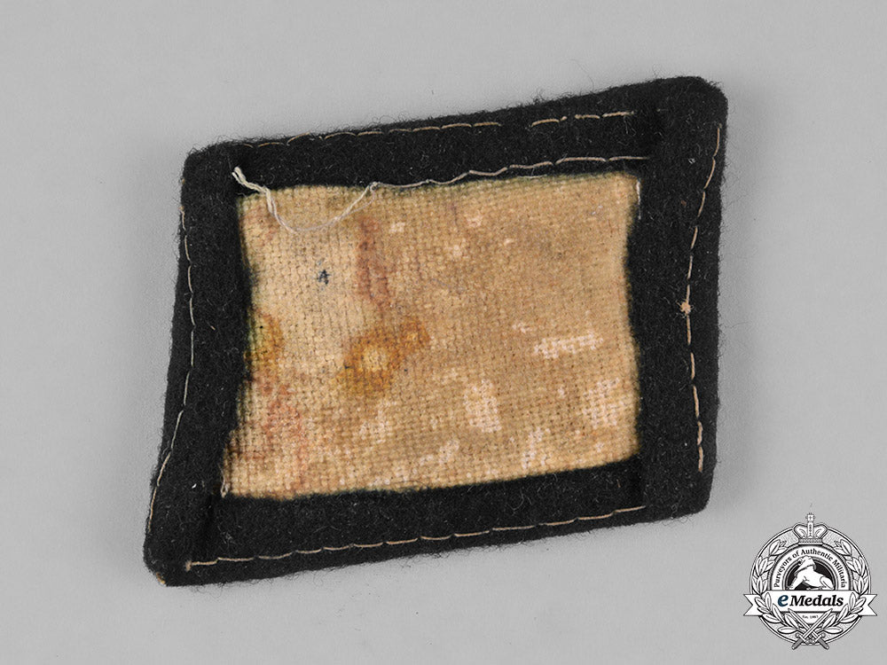 germany,_ss._a_single3_rd_panzer_division“_totenkop”_collar_tab;_horizontal_version_m181_1674