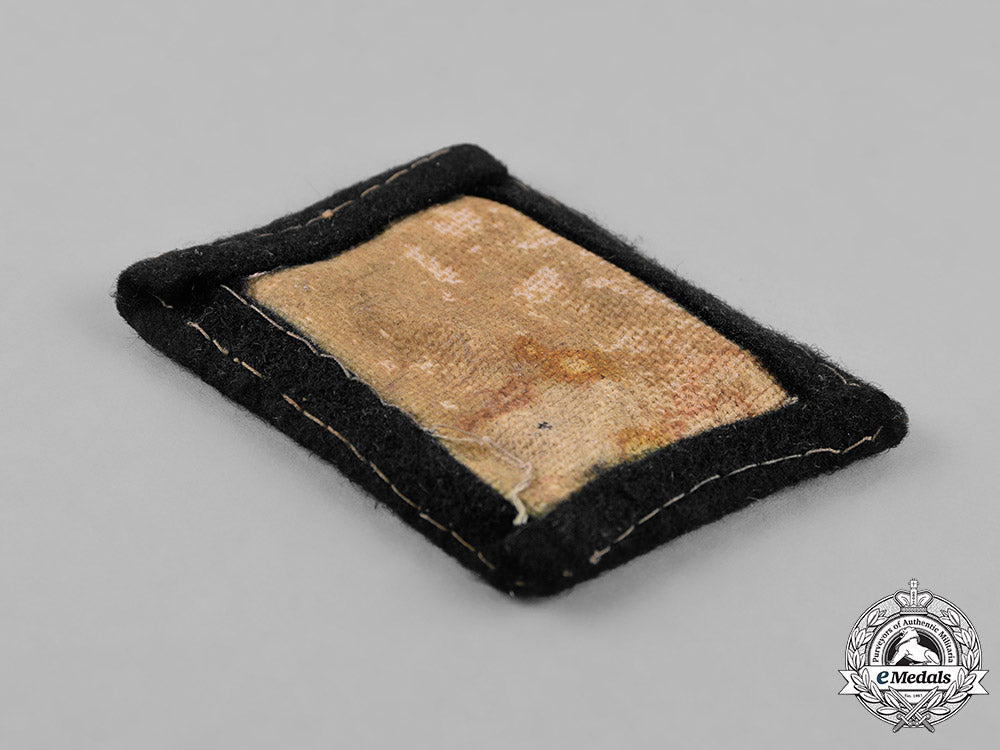 germany,_ss._a_single3_rd_panzer_division“_totenkop”_collar_tab;_horizontal_version_m181_1676