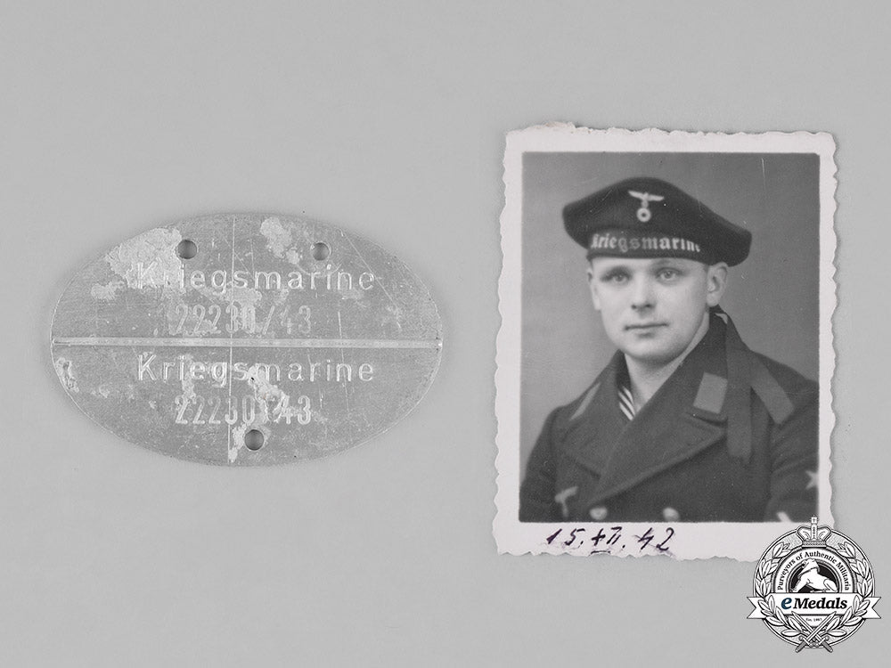 germany,_kriegsmarine._an_identification_tag_accompanied_by_the_picture_of_a_sailor_m181_1715