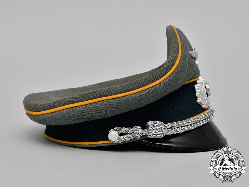 germany,_wehrmacht._a_calvary_officer’s_visor_cap_belonging_to_capt._f._fessmann,_by_erel_m181_1762
