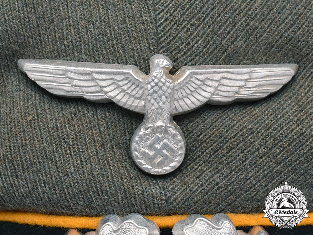 germany,_wehrmacht._a_calvary_officer’s_visor_cap_belonging_to_capt._f._fessmann,_by_erel_m181_1765