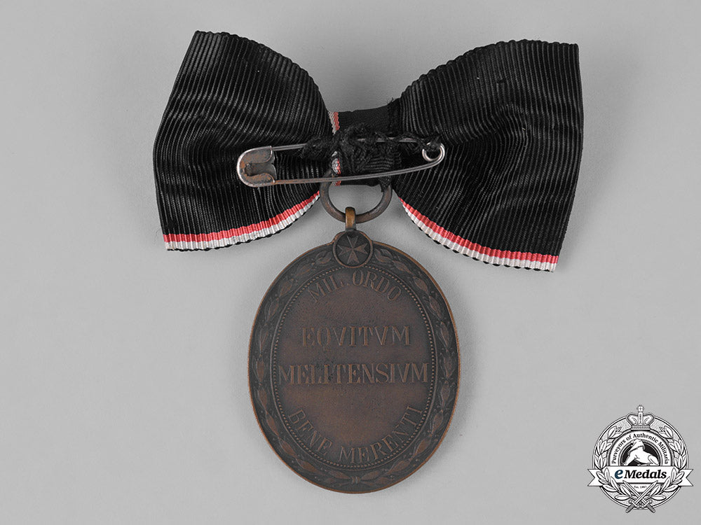 austria,_empire._an_order_of_the_knight’s_of_malta,_bronze_merit_medal,_with_wd_for_ladies_m181_2040
