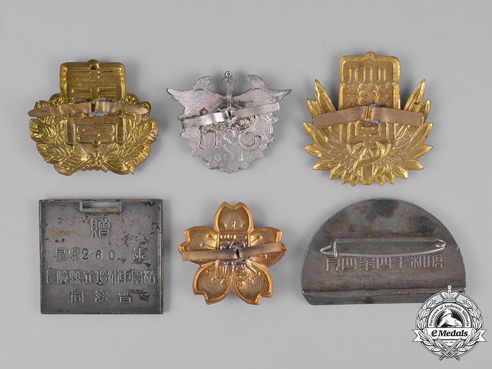 japan,_empire._seventeen_military_insignia&_badges,_c.1940_m181_2127