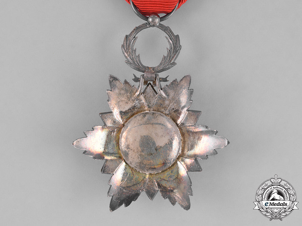 morocco,_an_order_of_ouissam_hafidien,_v_class_knight,_c.1910_m181_2204