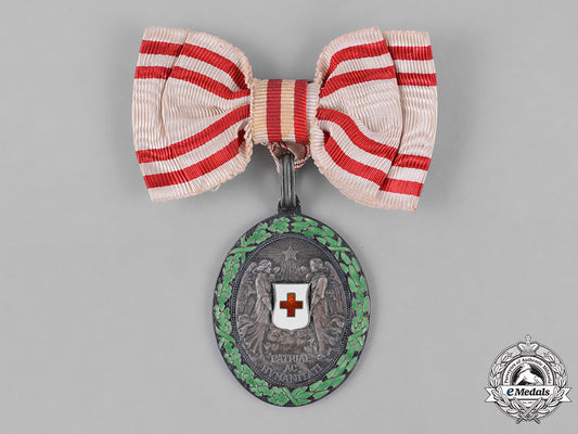 austria,_empire._an_honour_decoration_of_the_red_cross,_silver_medal_with_w.d_m181_2248