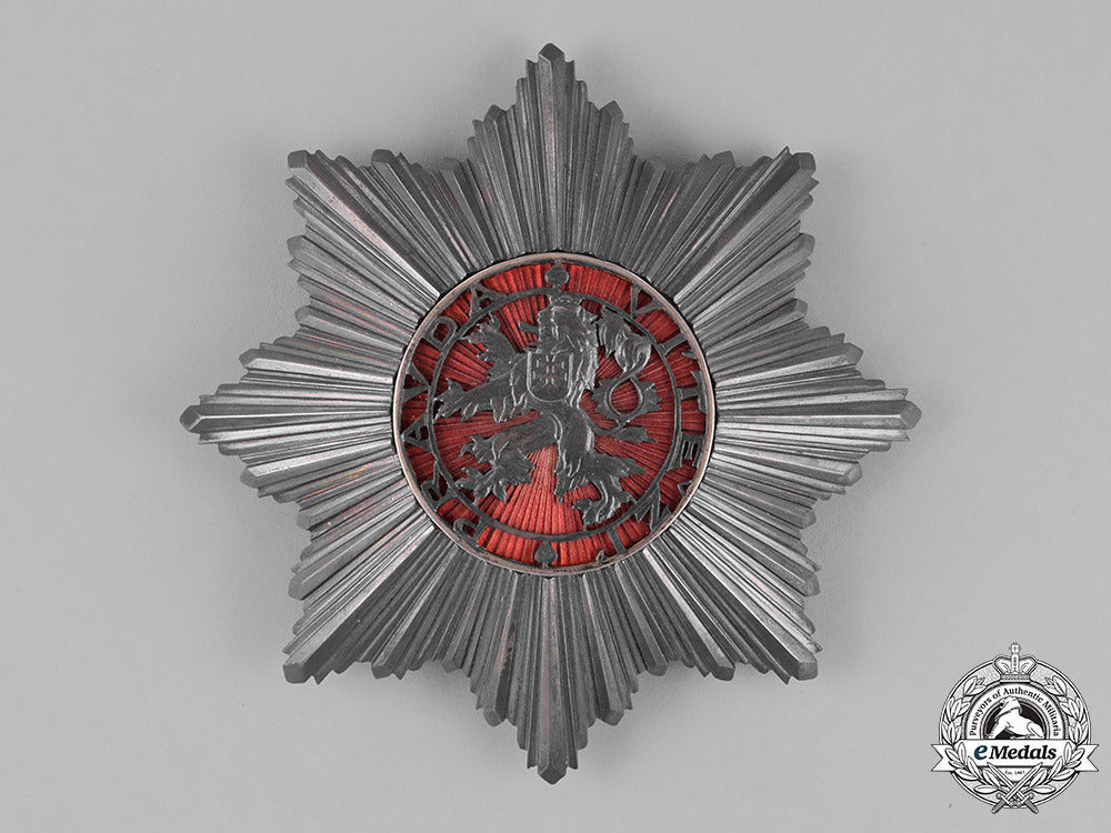 czechoslovakia,_first_republic._an_order_of_the_white_lion,2_nd_class_grand_officer,_by_karnet_kysely_m181_2261