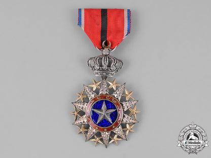 france,_colonial_somaliland._an_order_nichan_el-_anouar,_officer,_c.1930_m181_2276