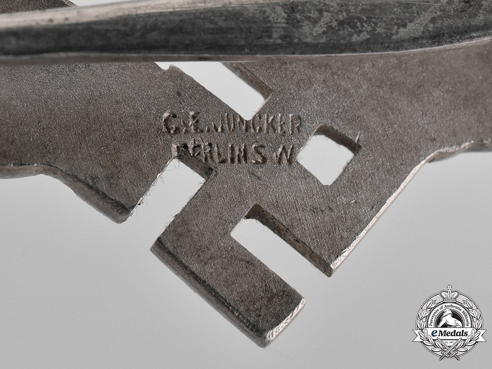 germany,_luftwaffe._a_cased_civilian_radio_operator_badge,_by_c.e._juncker_m181_2519