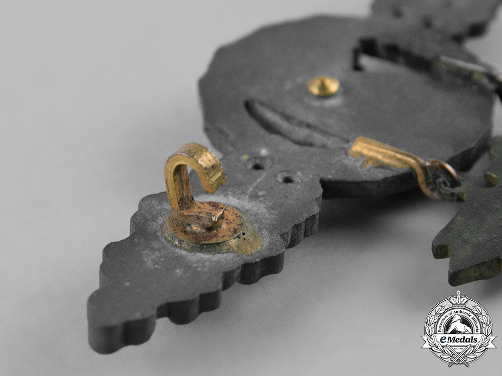 germany,_luftwaffe._a_reconnaissance_unit_squadron_clasp,_gold_grade_with_hanger_m181_2527_2_1_1