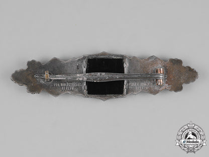 germany,_wehrmacht._a_wehrmacht_close_combat_clasp,_silver_grade,_by_c._e._juncker,_type1.13.1_m181_2540