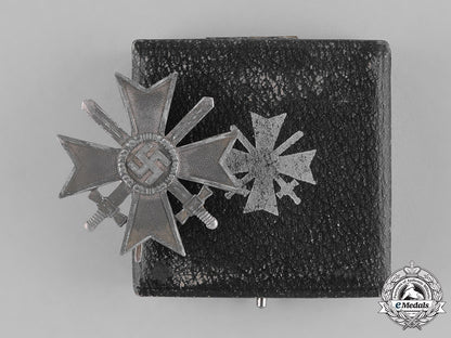 germany._a_cased_war_merit_cross_first_class_with_swords,_by_wilhelm_deumer_m181_2614