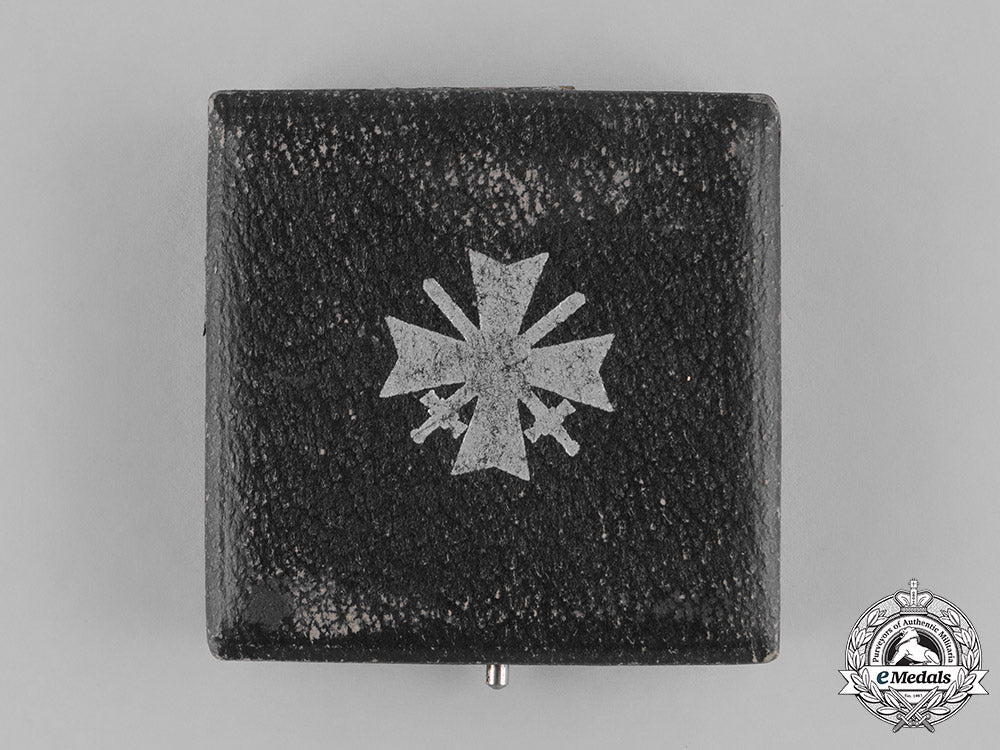 germany._a_cased_war_merit_cross_first_class_with_swords,_by_wilhelm_deumer_m181_2622