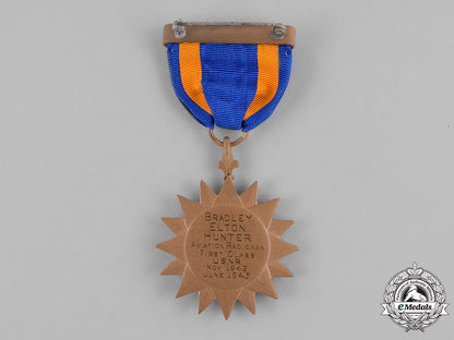 united_states._an_air_medal_to_aviation_radioman_i_class_bradley_elton_hunter,_united_states_naval_reserve_m181_2780