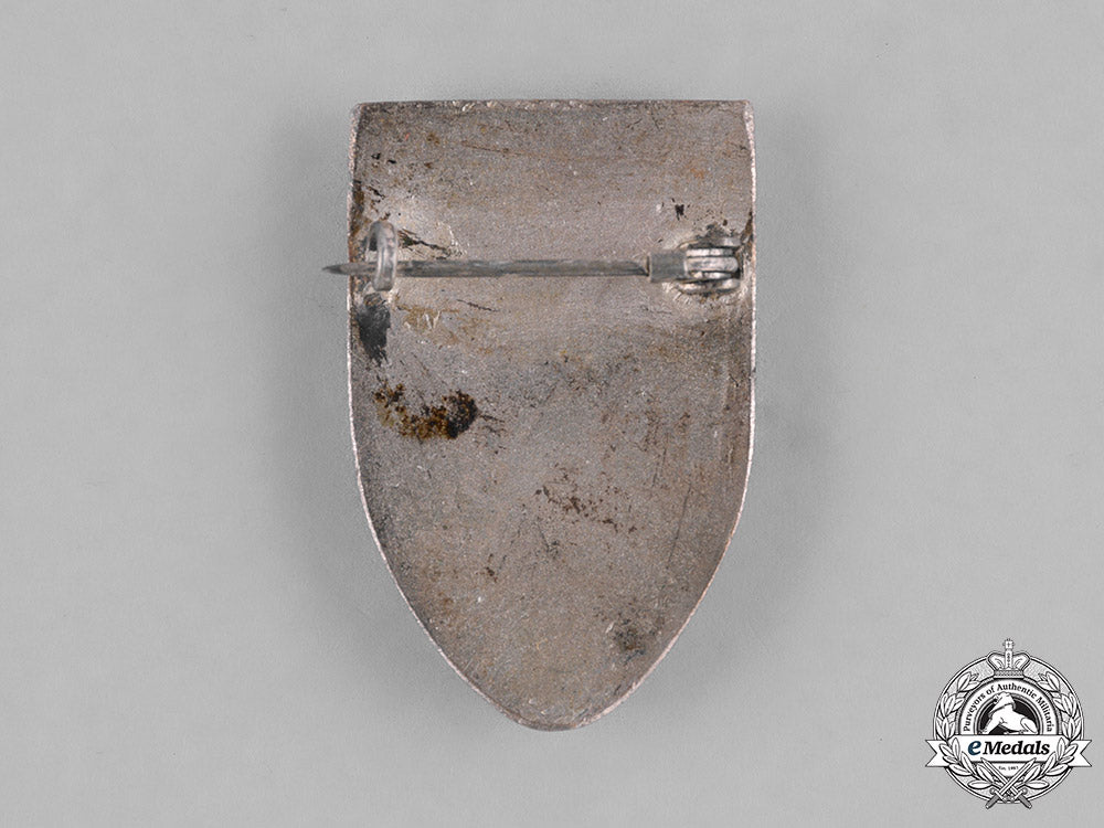 austria,_imperial._a_defender_in_armour(_wehrmann_im_eisen)_patriotic_badge_m181_2944